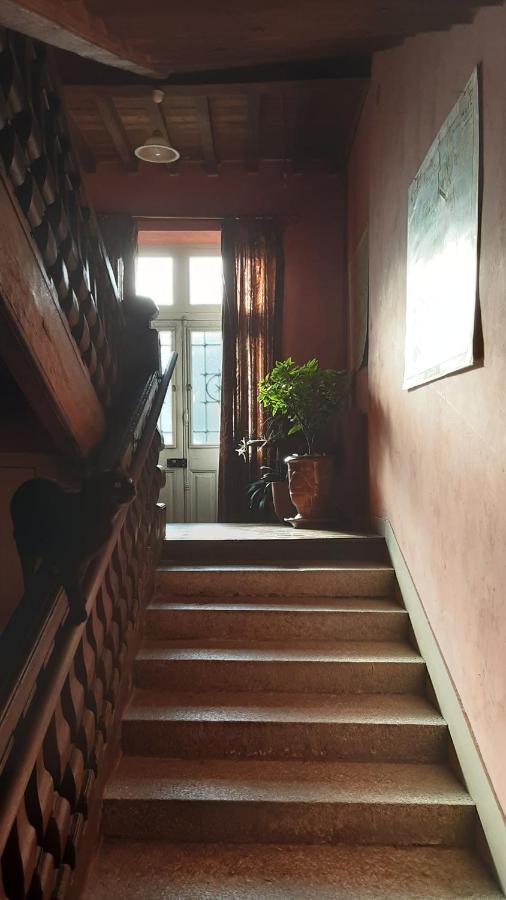 Chambre D Hote "Sous Le Clocher" Saint-Léonard-de-Noblat 외부 사진