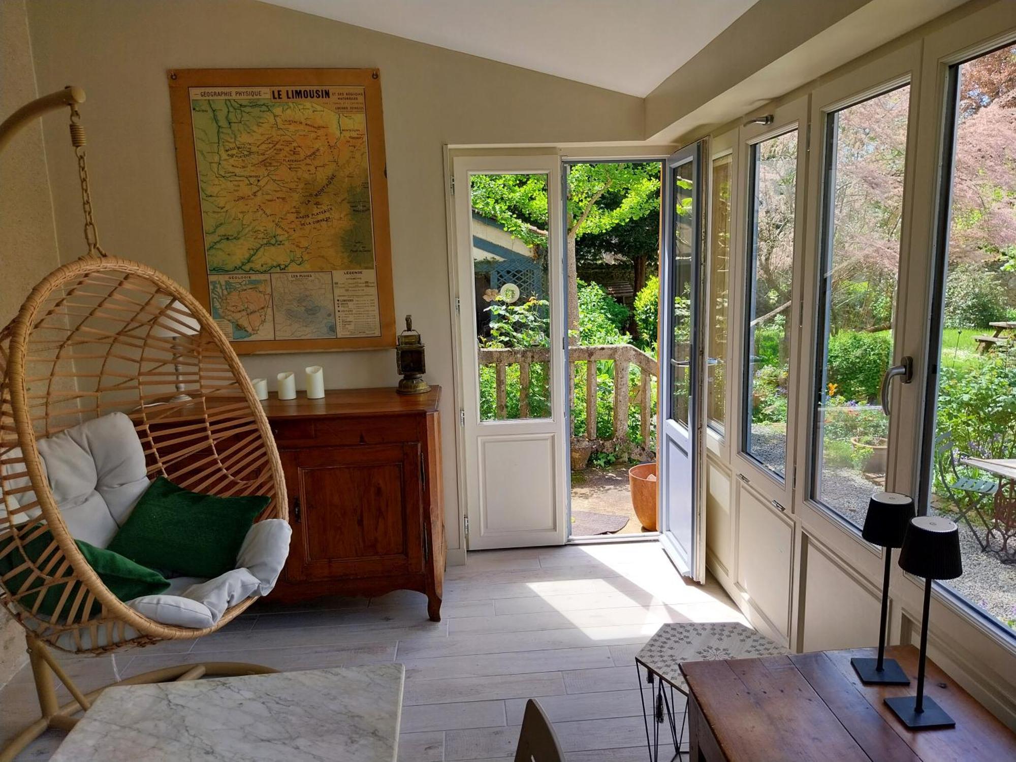 Chambre D Hote "Sous Le Clocher" Saint-Léonard-de-Noblat 외부 사진